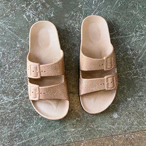 Freedom Moses Gold Slides